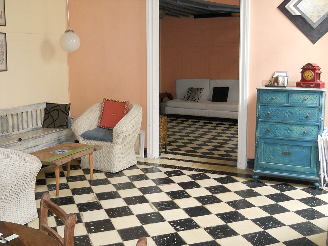 'Living room' Casas particulares are an alternative to hotels in Cuba.